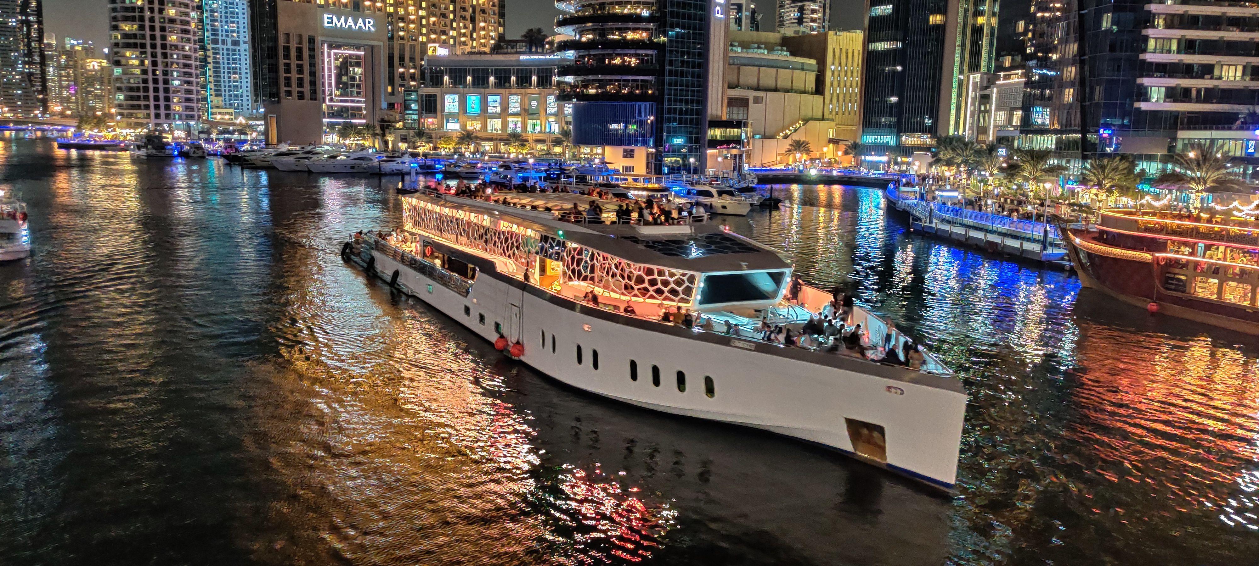 Mega Yacht Dinner Cruise with Buffet