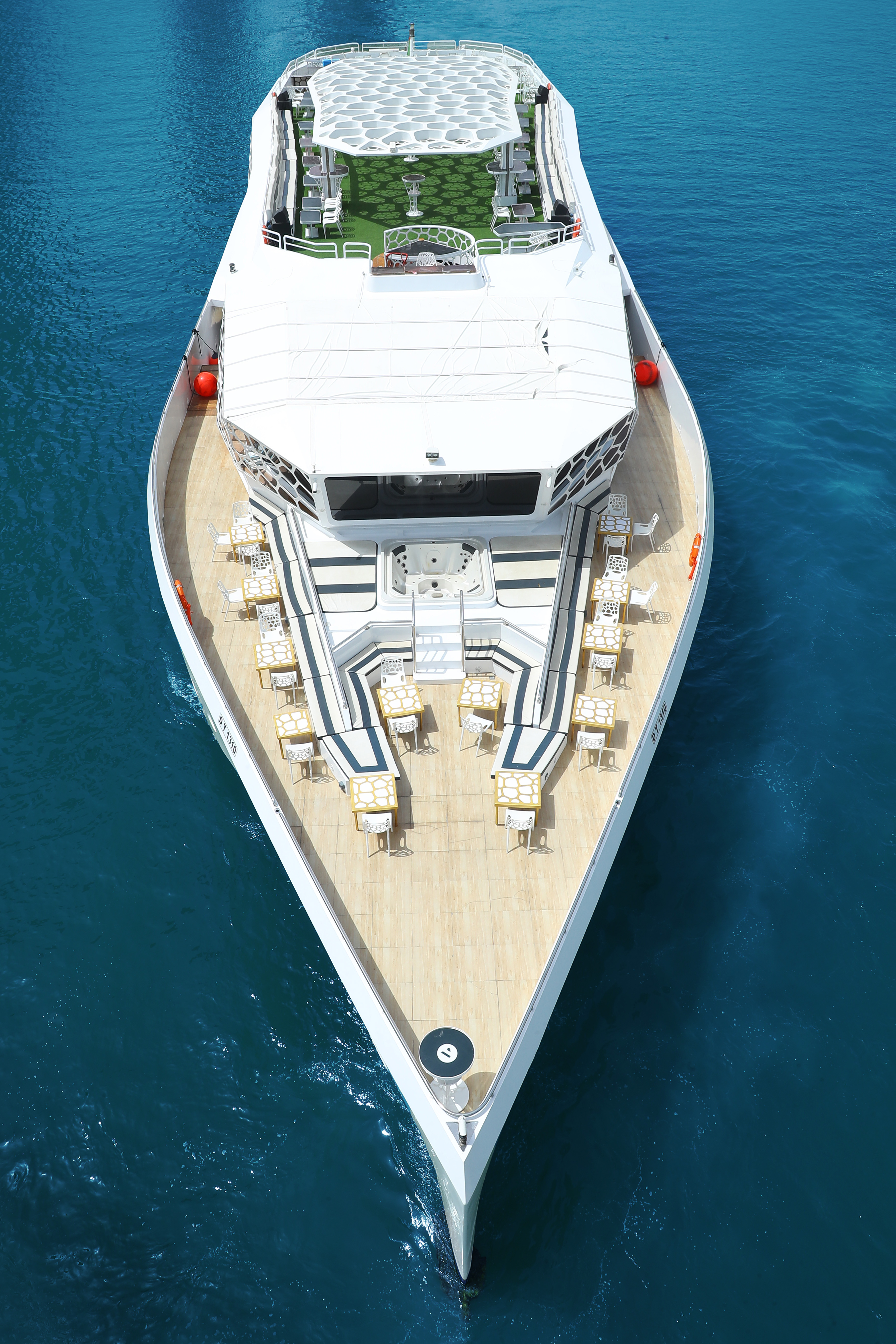 Mega Yacht Dinner Cruise with Buffet