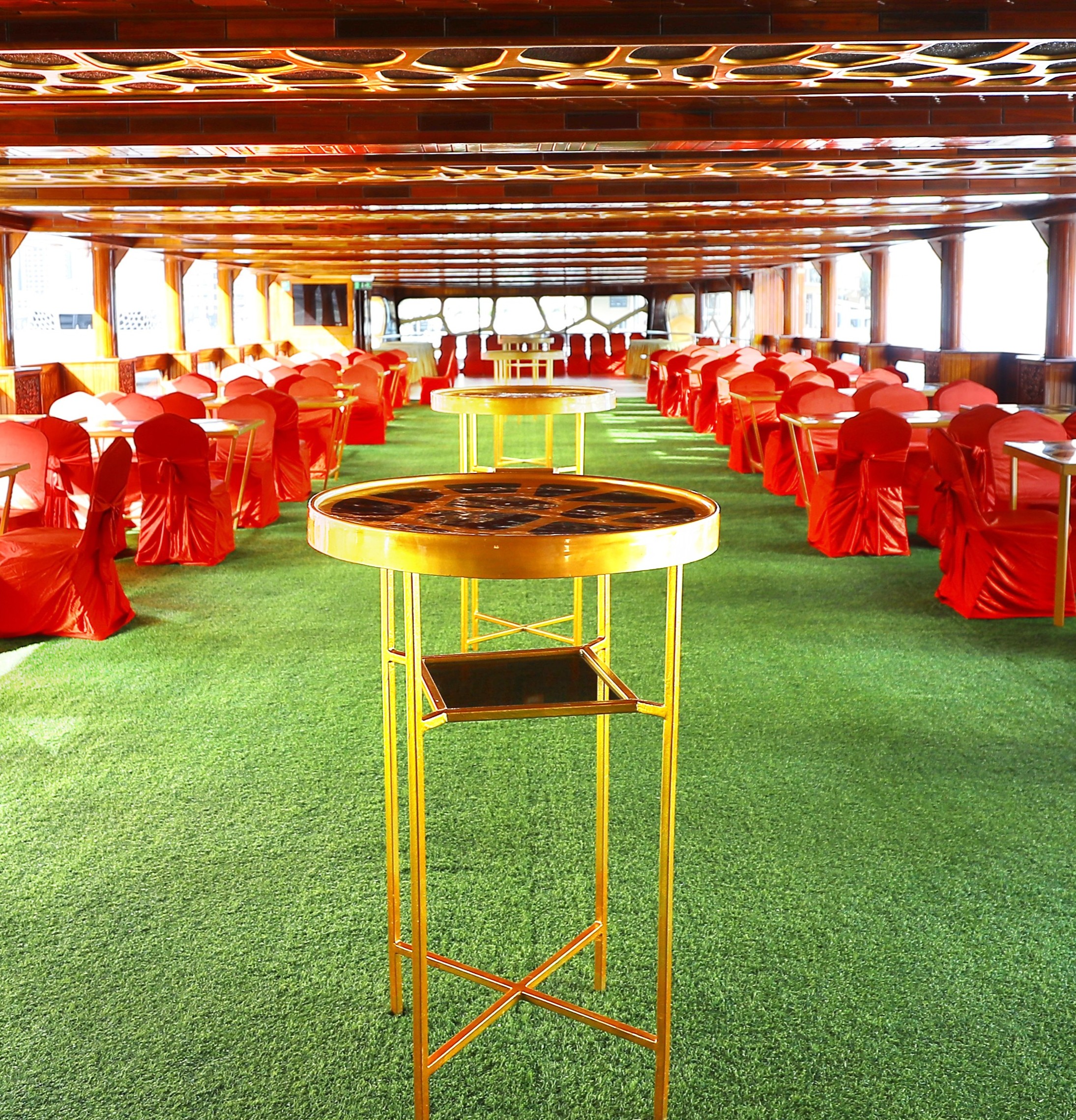 OCEAN EMPRESS NYE – Top Deck