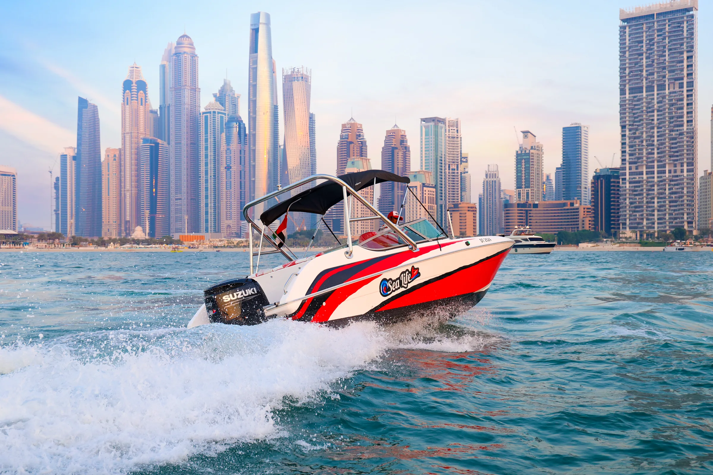 Speedboat Tour Dubai