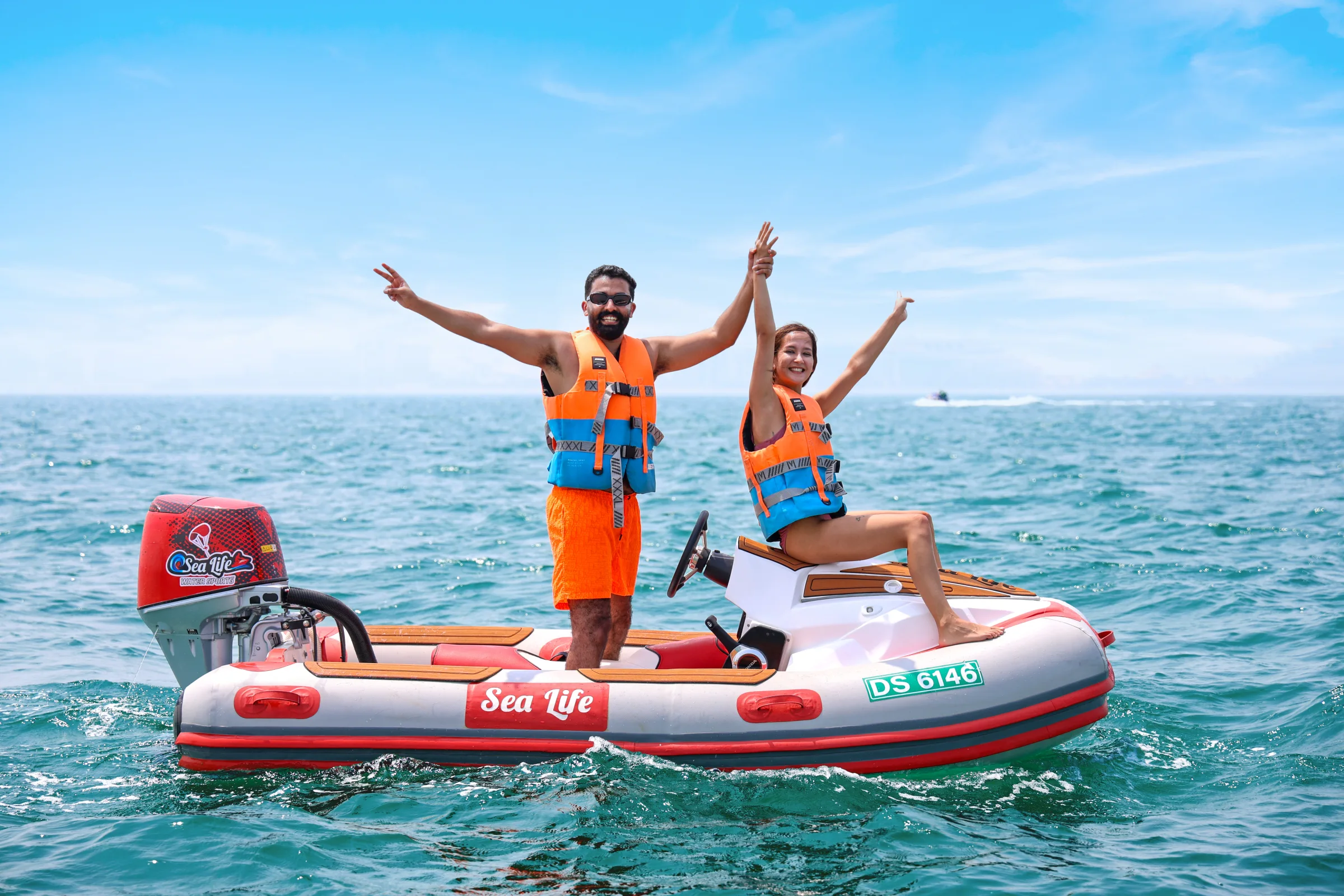 Self Drive Boat Tour Dubai