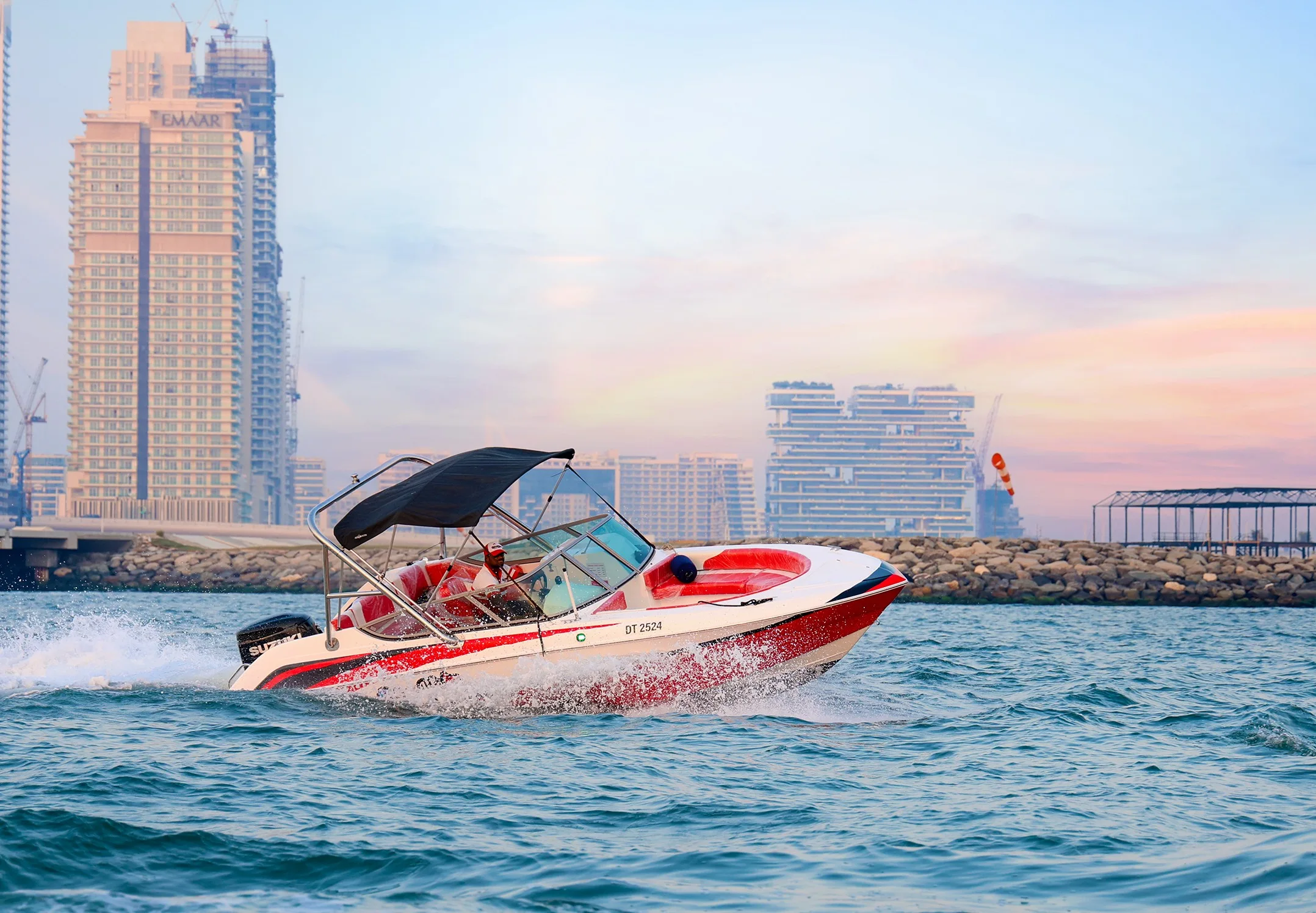 Speedboat Tour Dubai