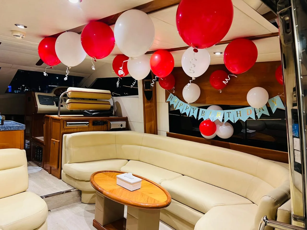 Birthday Yacht Party Dubai – Up to 30 Guests