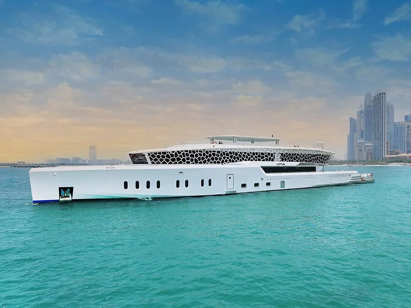LOTUS NYE – Main Deck