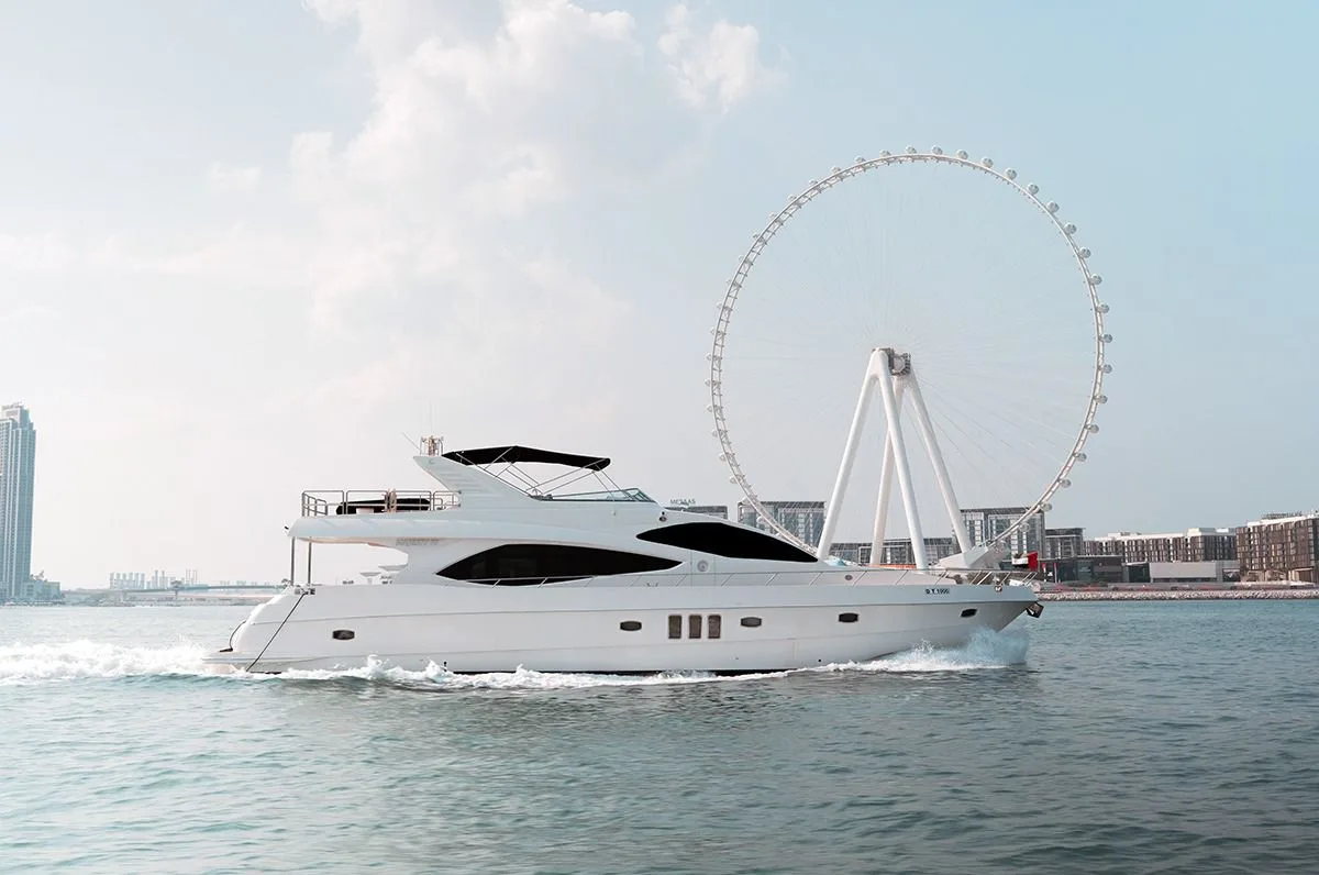 77ft Majesty
