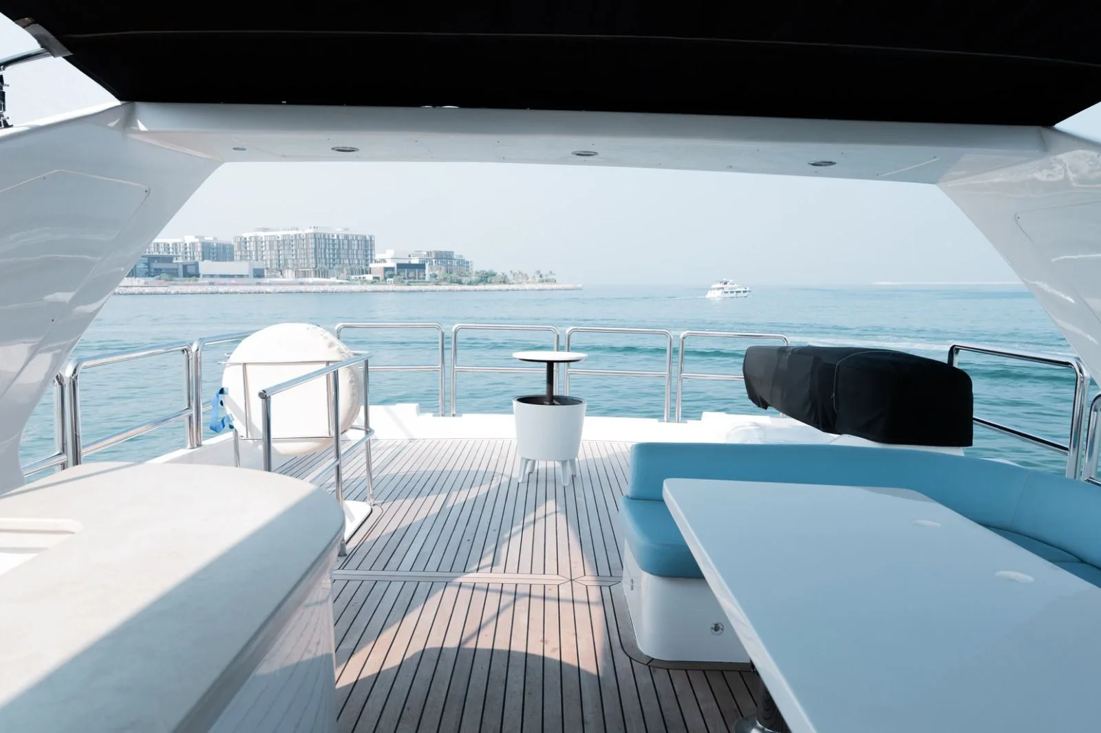 77ft Majesty gallery image 3