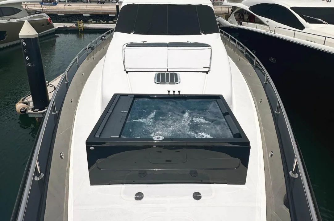 95ft BlackPearl gallery image 5
